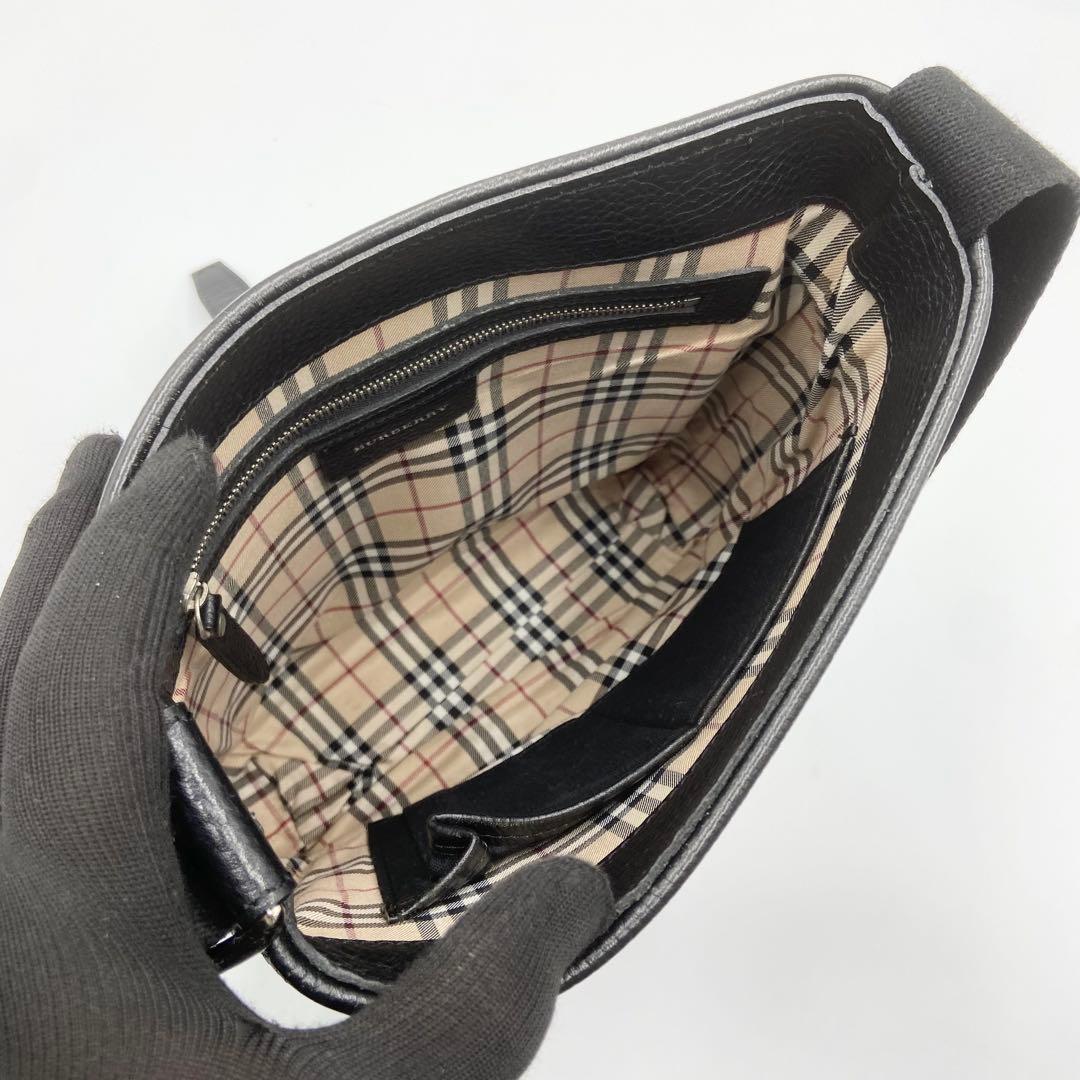 極美品 バーバリー ショルダーバッグ ノバチェック ロゴ刻印 レザー