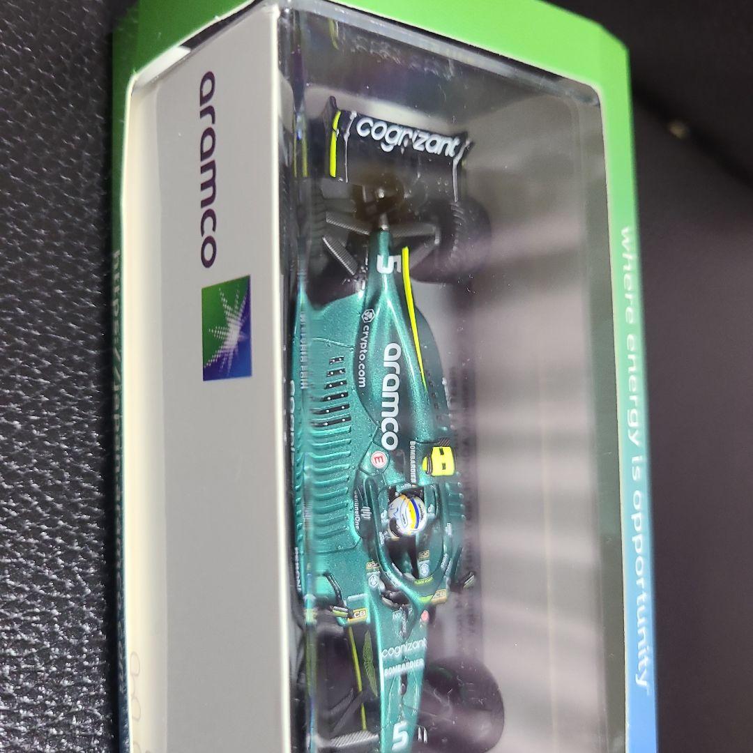 Aston Martin AMR21 1/43 フィギュア ミニチャンプス 1/43 アストンマーティン コグニザント F1チーム AMR21