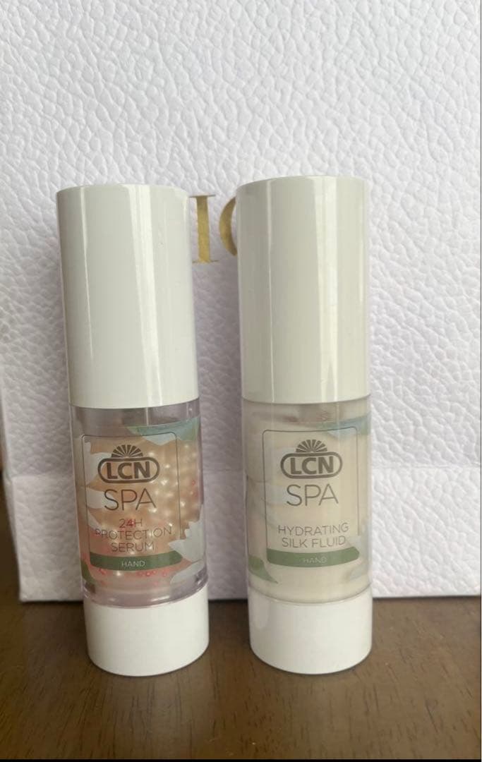 LCN スパ プロテクション セラム & ハイドレーティングシルクフィールド LCN Special Hand Care｜プロ用のネイル用品卸通販｜Nail ティーエーティー