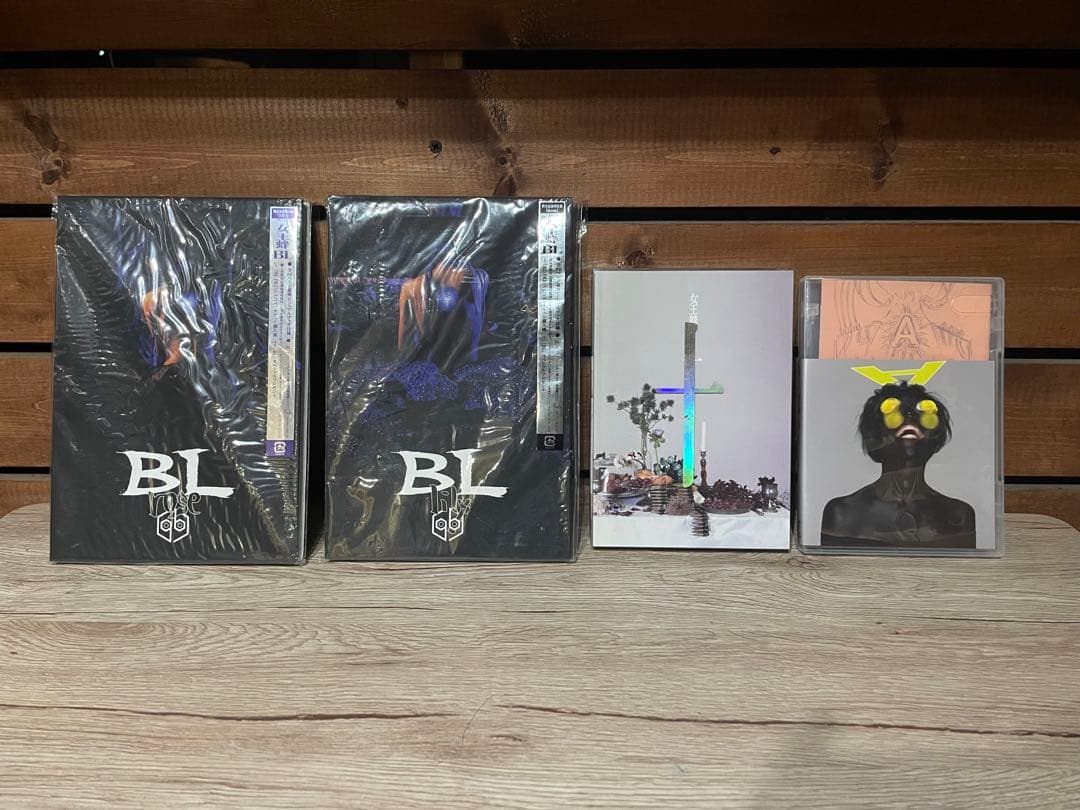 女王蜂 CD・DVD まとめ売り 女王蜂＜東宝DVD名作セレクション＞（TDV35135D）｜TOHO theater