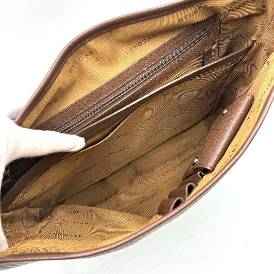 極美品 ブルガリ ミレリゲ ロゴプレート ショルダーバッグ A4収納可能