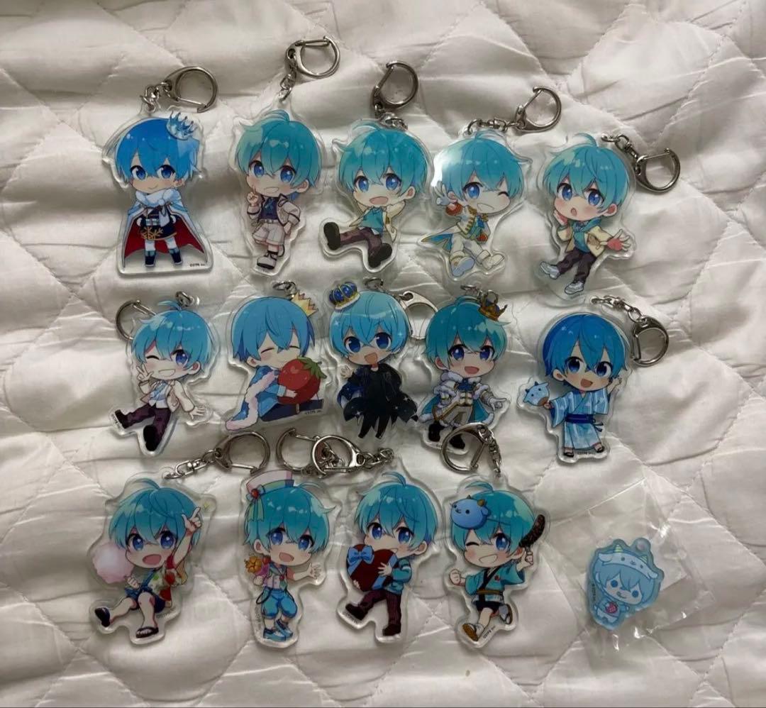 すとぷり ころんくん アクリルキーホルダー - メルカリ