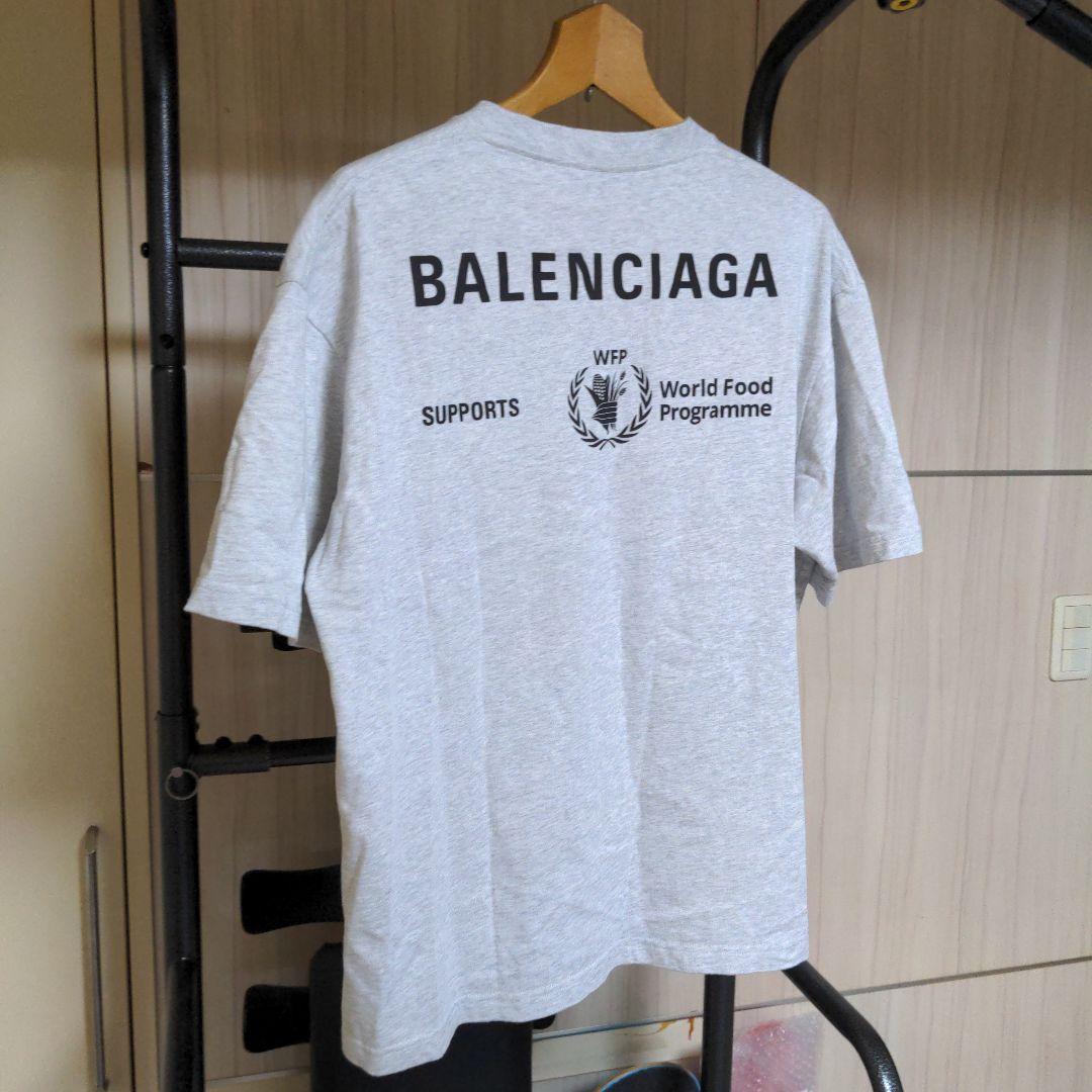 最終値下げ!バレンシアガメンズTシャツ - メルカリ