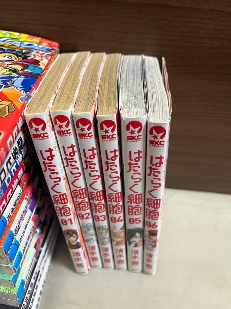 はたらく細胞 全巻セット6巻セット 清水茜 - メルカリ