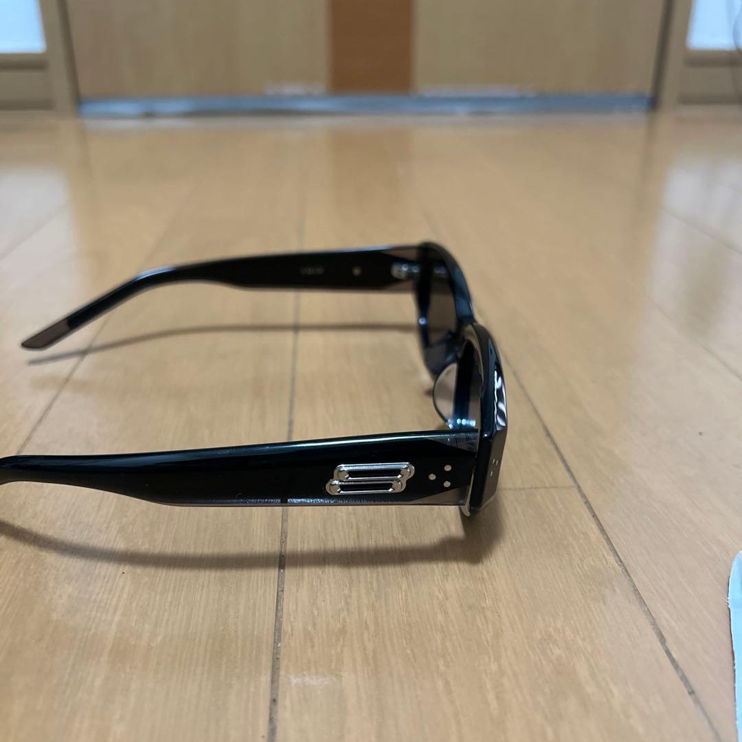 GENTLE MONSTER VOID ブラックサングラス ブランド