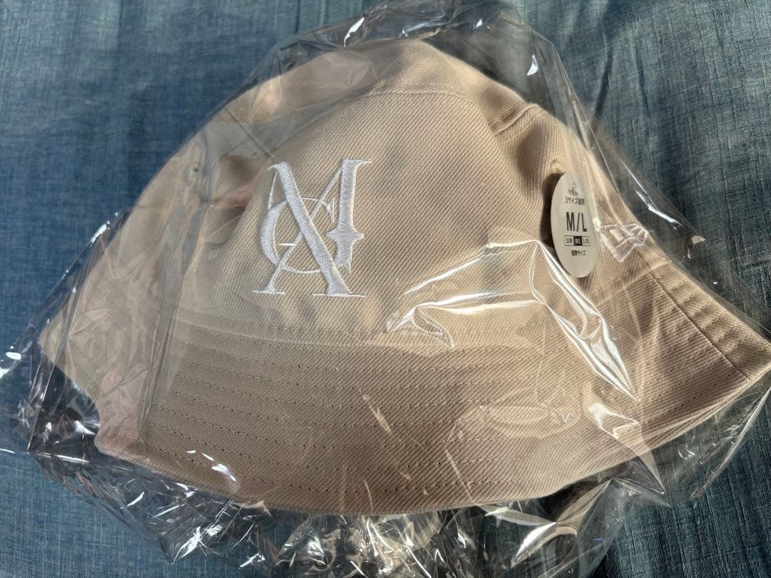 ミセスxスニダン ニューエラBUCKET01 MGA LOGO HAT ベージュ - メルカリ