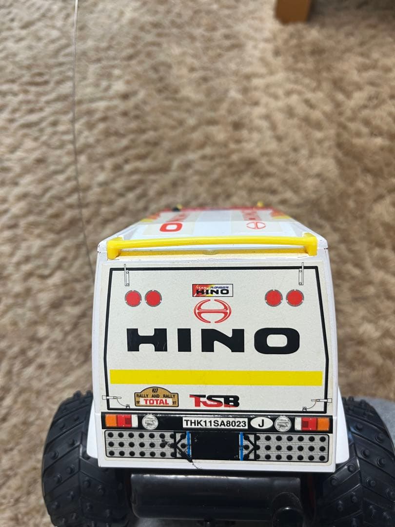 ラジコン 日野レンジャー ダカール - メルカリ