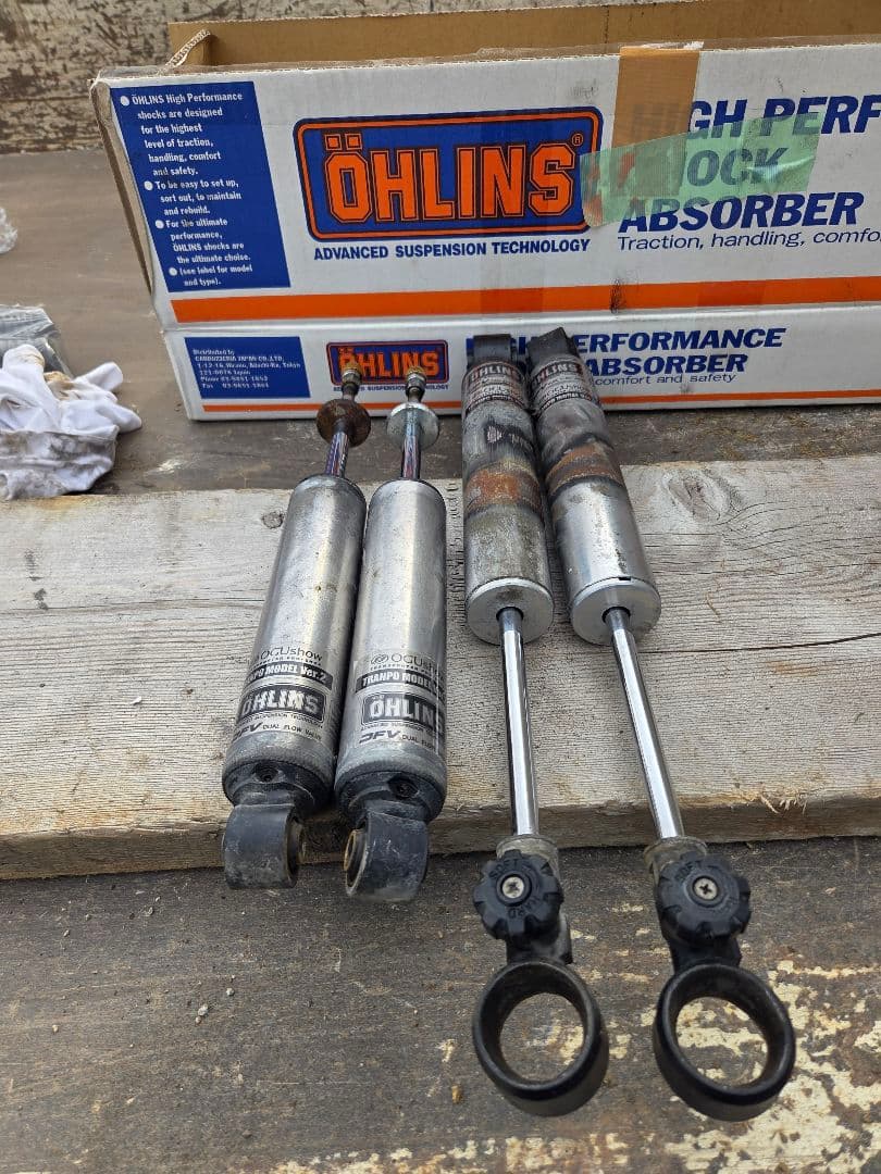 ハイエース　オーリンズ　ショックアブソーバー　トランポモデルVer2 1台分 トランスポータープロショップ「オグショー」 / オーリンズショック