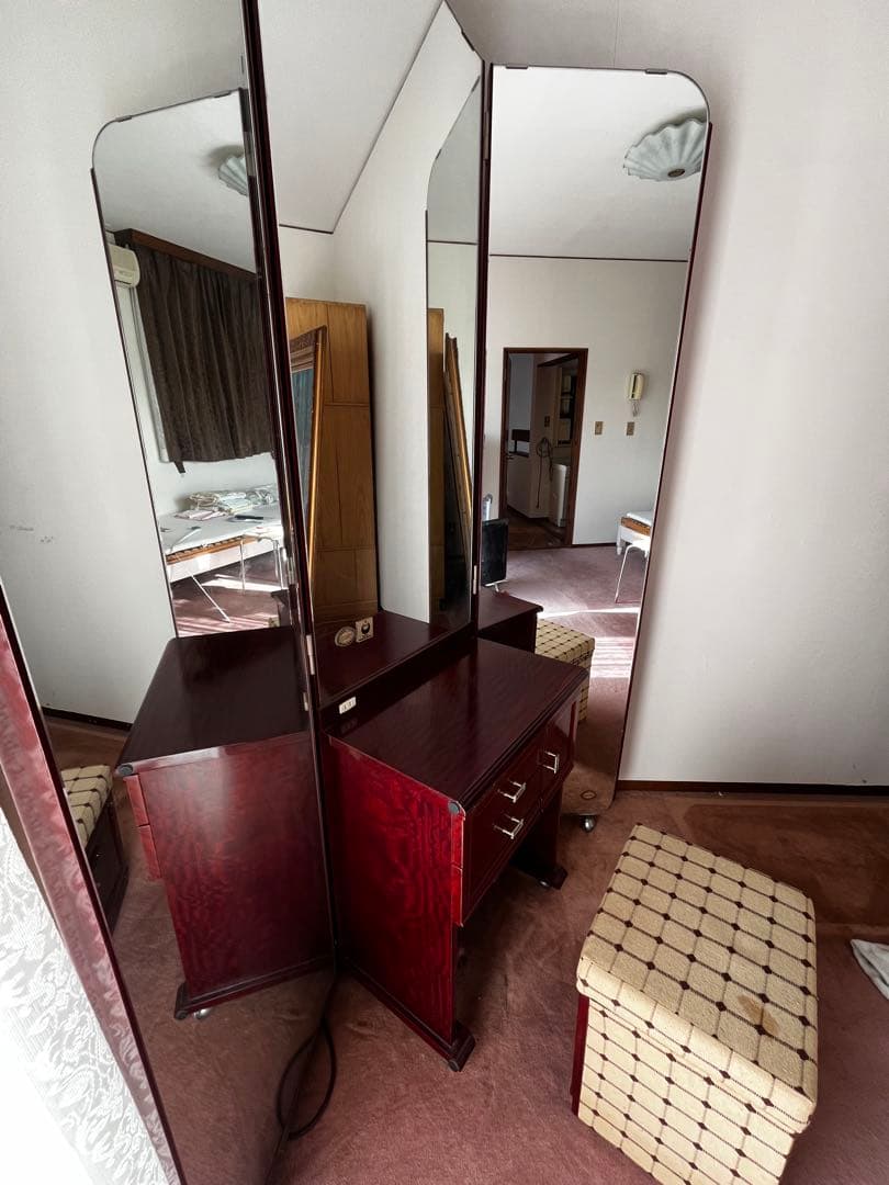 コ*ユ様 ワインレッド三面鏡ドレッサー 引き出し付き(最高級銅引鏡