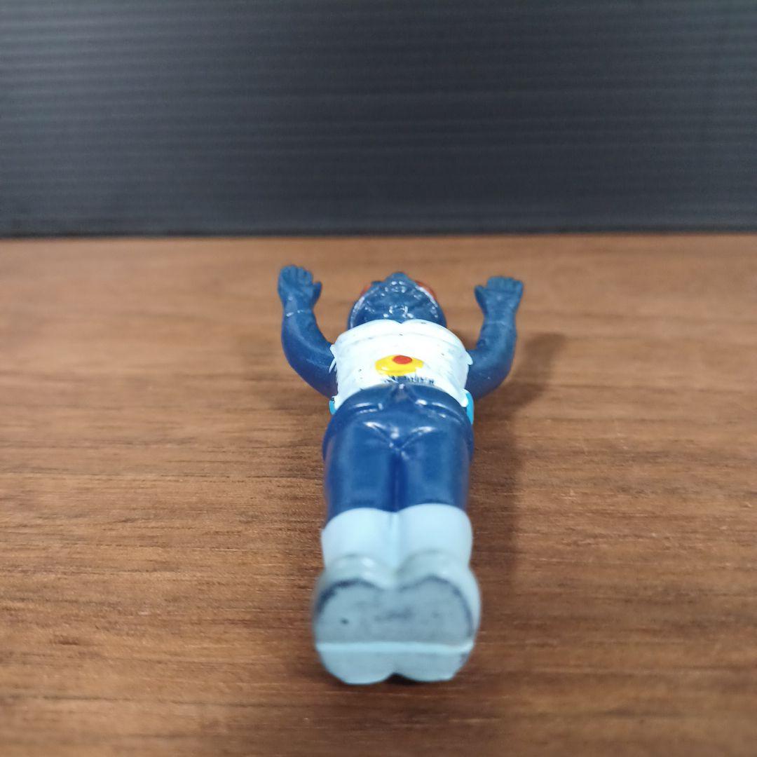 無版権 パチモノ「仮面ライダー」風ペンダント・トップ ミニソフビ