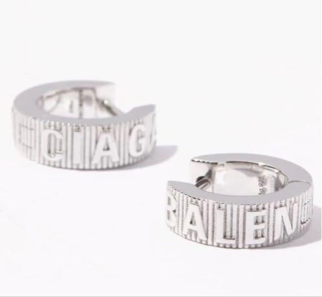 美品】BALENCIAGA フープ ピアス ロゴ FORCE STRIPED - メルカリ