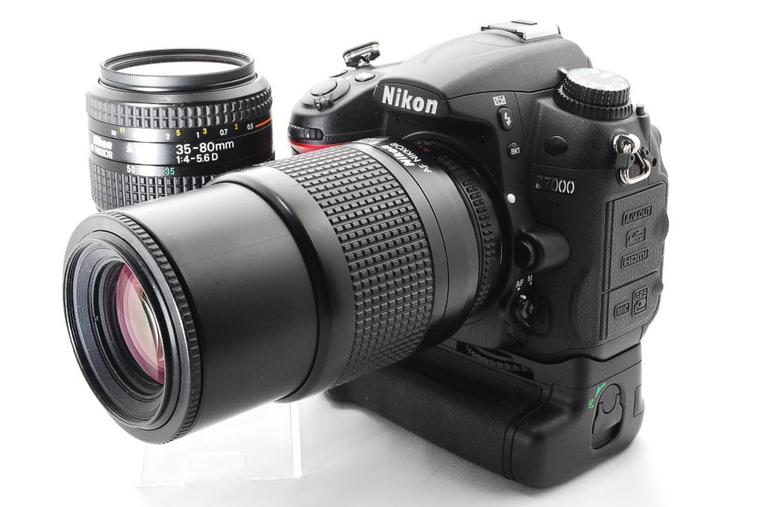 シャッター数211回 Nikon D7000 一眼レフカメラ スマホ転送 - メルカリ