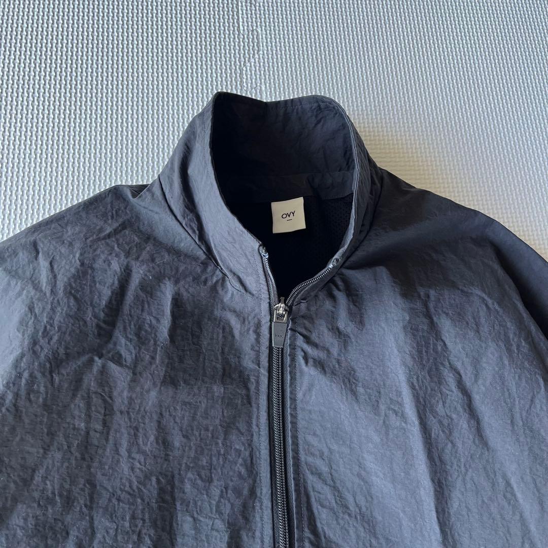 美品 OVY ナイロンジップブルゾン ジップアップジャケット 黒 M 076
