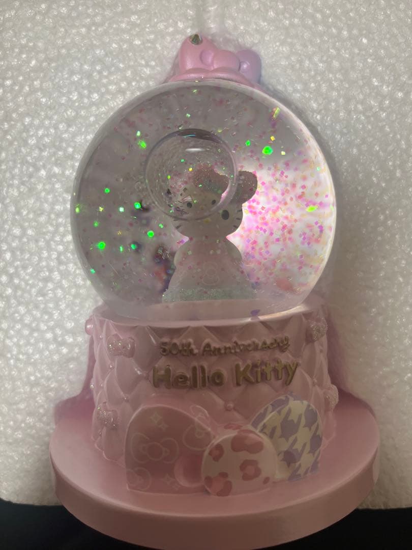キティちゃん スノーグローブM ハローキティ50周年記念 誕生日 スノー