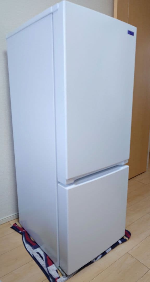 YAMADA ノンフロン冷凍冷蔵庫 YRZ-F15G1 - メルカリ