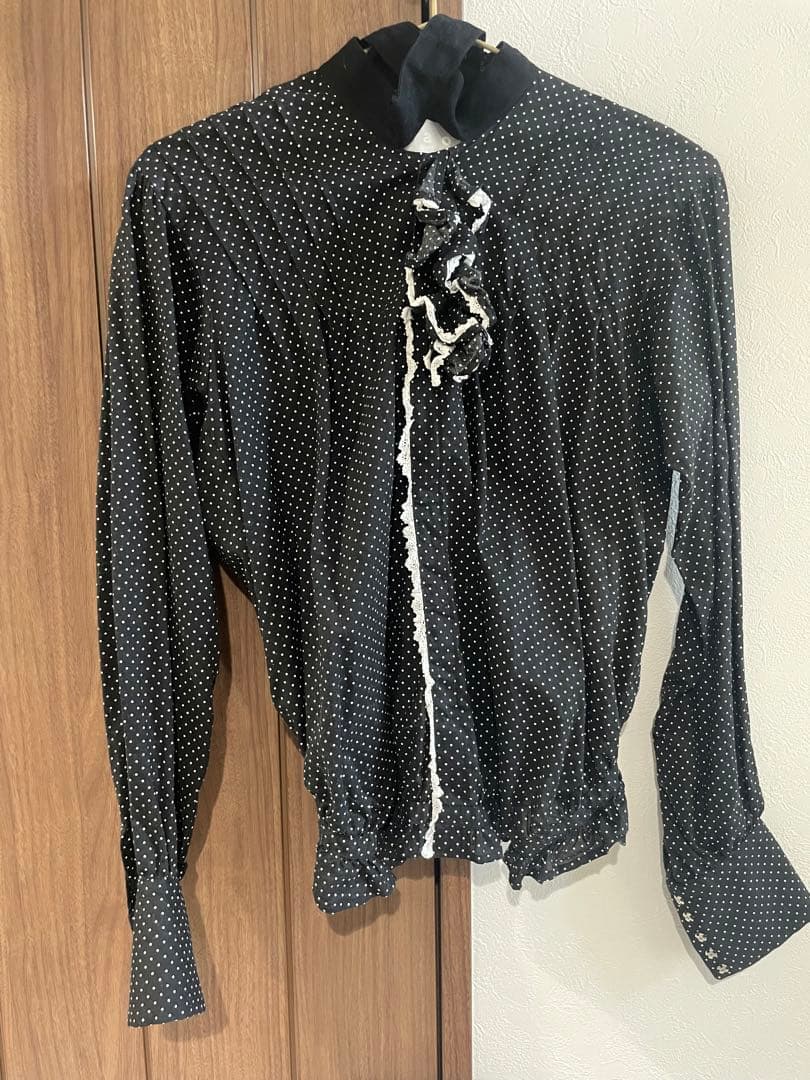 tao COMME des GARÇONS水玉模様 フリル付きブラウス