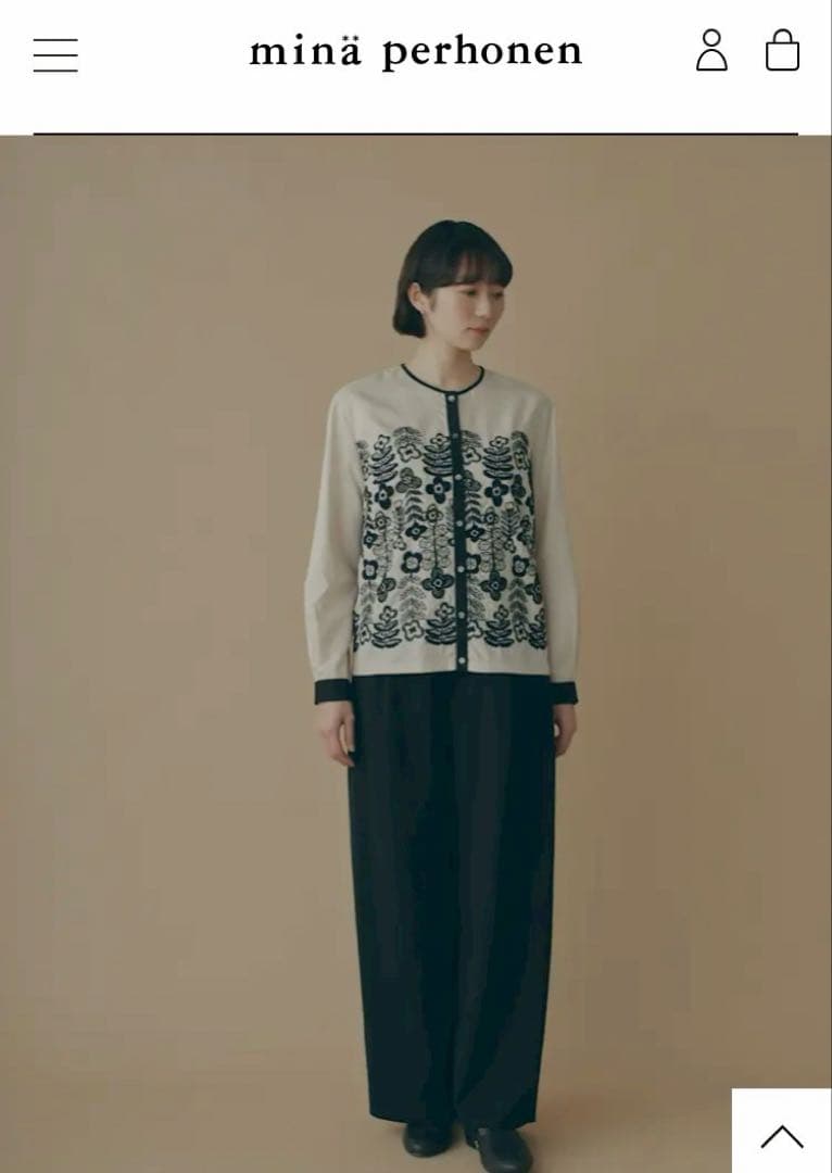 ミナペルホネン swing garden ブラウス⭐︎カラーecruサイズ38 - メルカリ