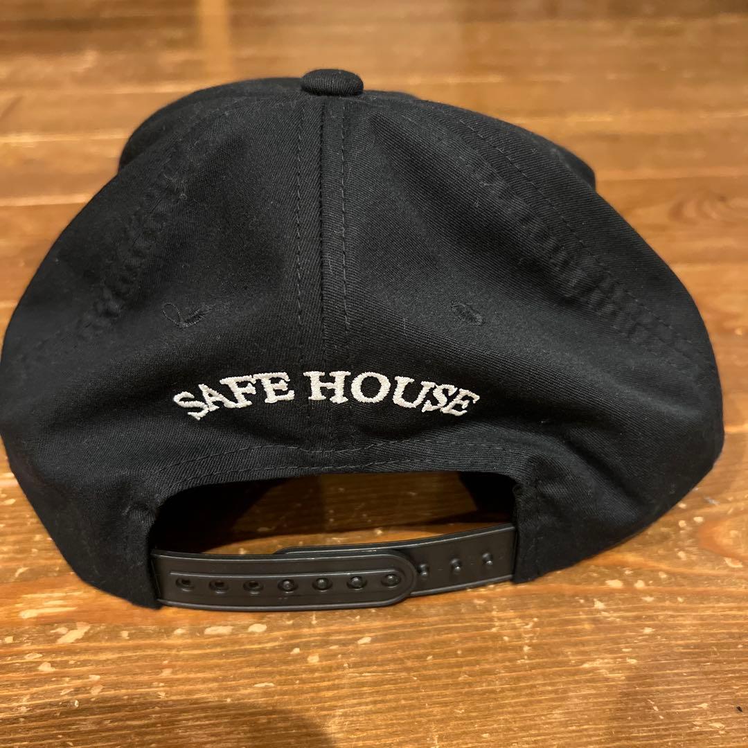 黒のキャップ Nの刺繍 SAFE HOUSE - メルカリ