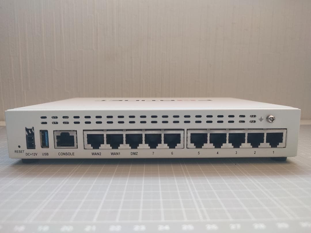 動作品 Fortigate-60E v7.4.8 (FG-60E) #11 - メルカリ