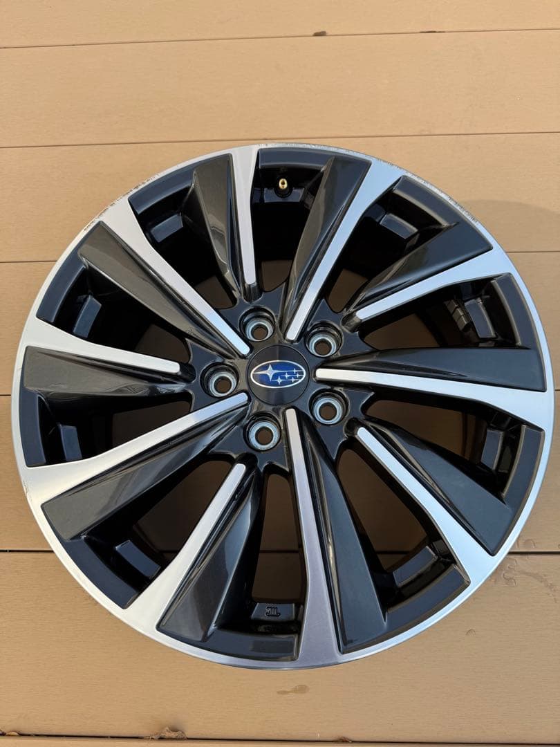 スバル 18インチ ホイール レヴォーグ　１本 レヴォーグ アルミホイール 18インチ(切削光輝)1本分「スバル純正