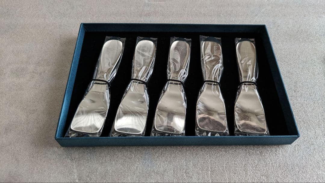 クリストフル 日本限定アイスクリームスプーンとフォトフレームのセット