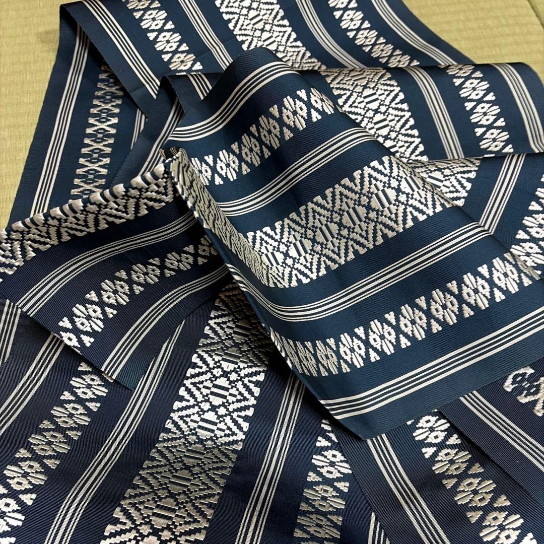 正絹　全通博多織　名古屋帯《献上柄》