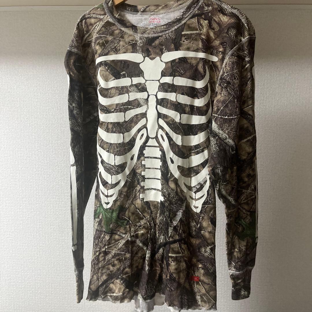 supreme 骨サーマル M リアルツリー - メルカリ