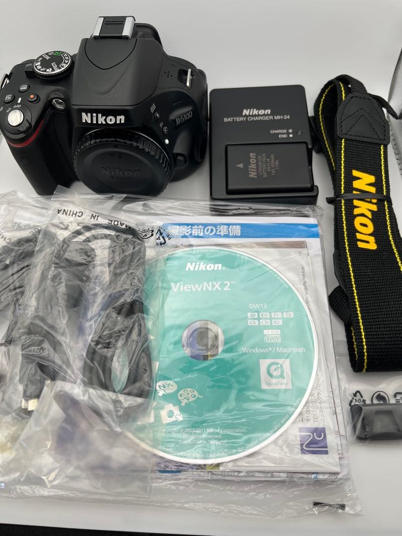 m.k.iさん専用『訳あり美品』Nikon D5100 デジタル一眼レフカメラ Amazon.co.jp: Nikon Single Lens Reflex Camera D5100 : Electronics