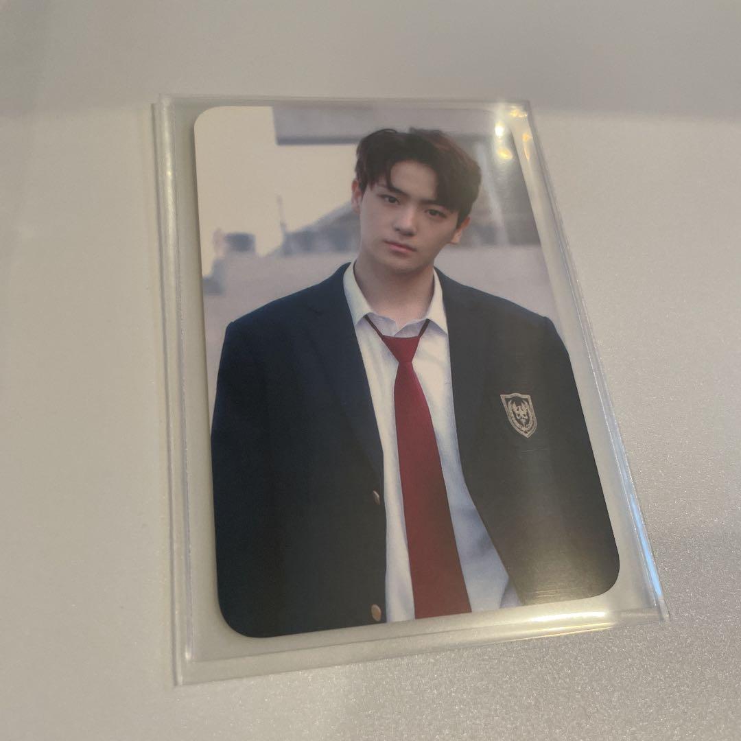 BTS JIN ジン キムソクジン ロンドン london トレカ day2