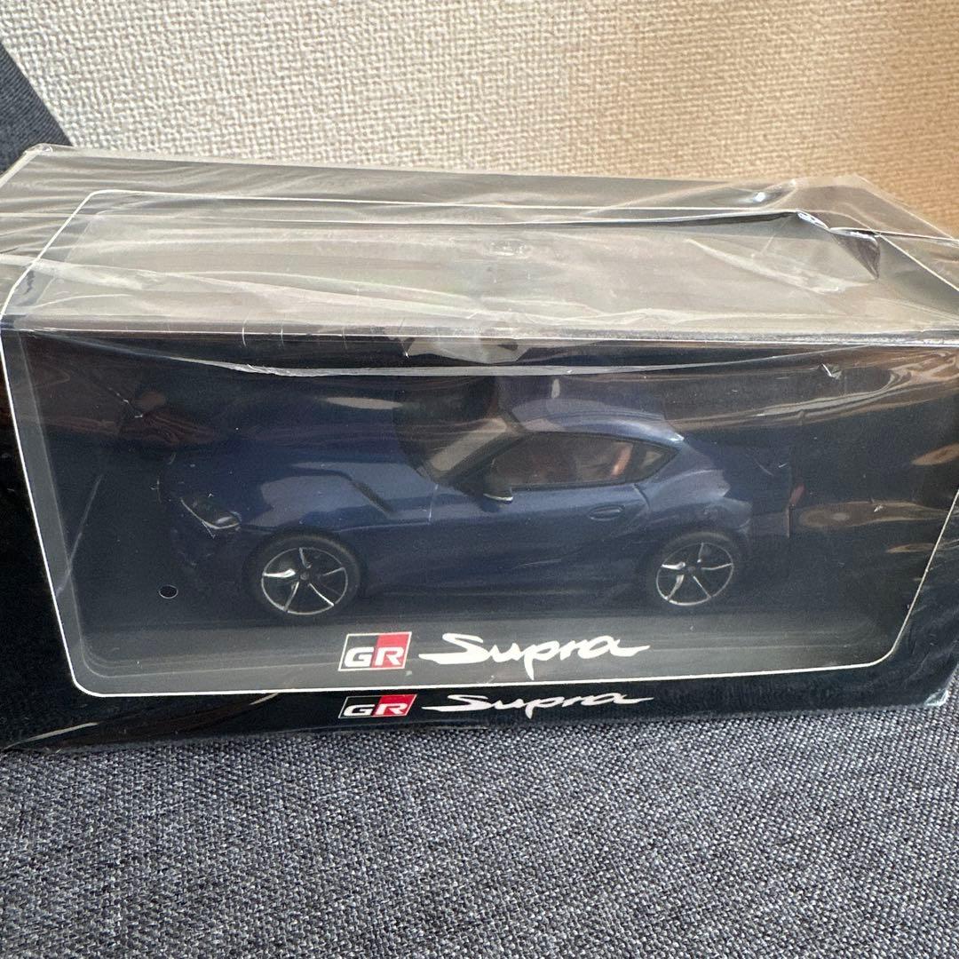 GR Supra ミニカー 1/30 ディープブルー s-l400.jpg