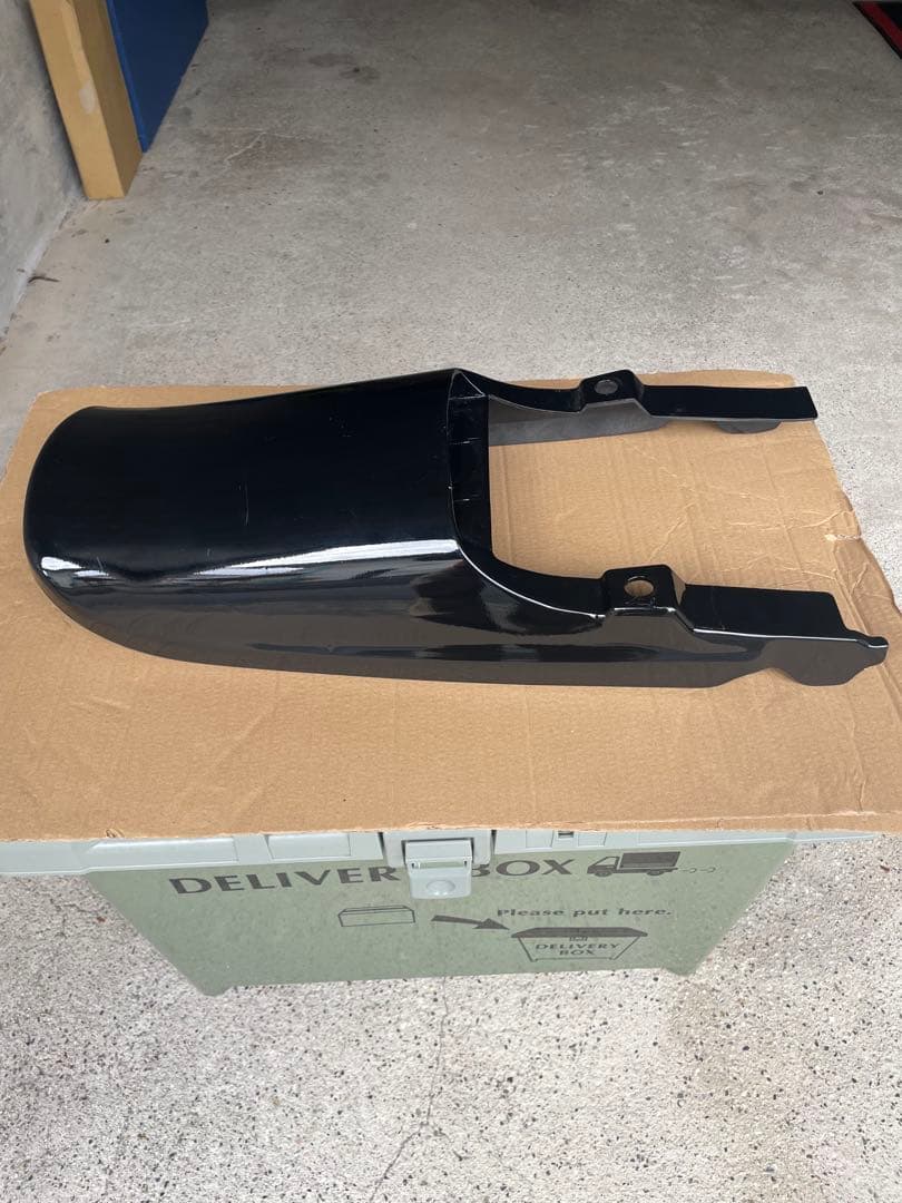 KZ900、KZ1000、Z1、Z2、750D1外装 タンク、テールカウルのみ - メルカリ