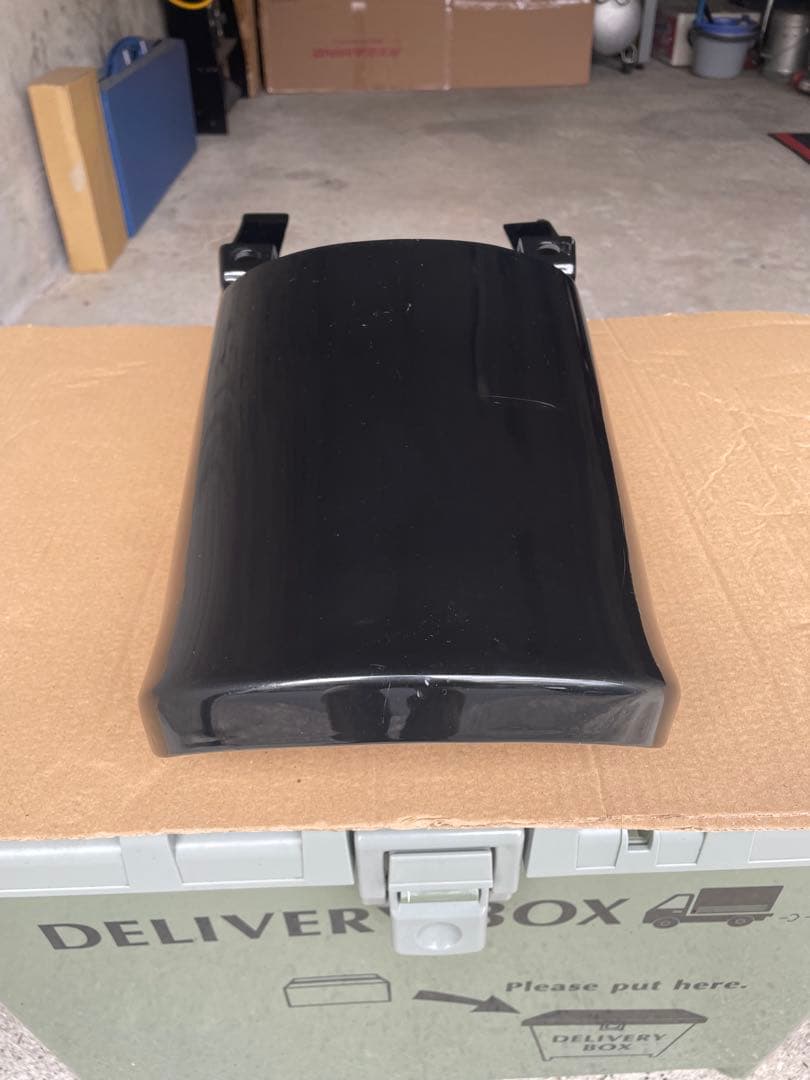 KZ900、KZ1000、Z1、Z2、750D1外装 タンク、テールカウルのみ - メルカリ