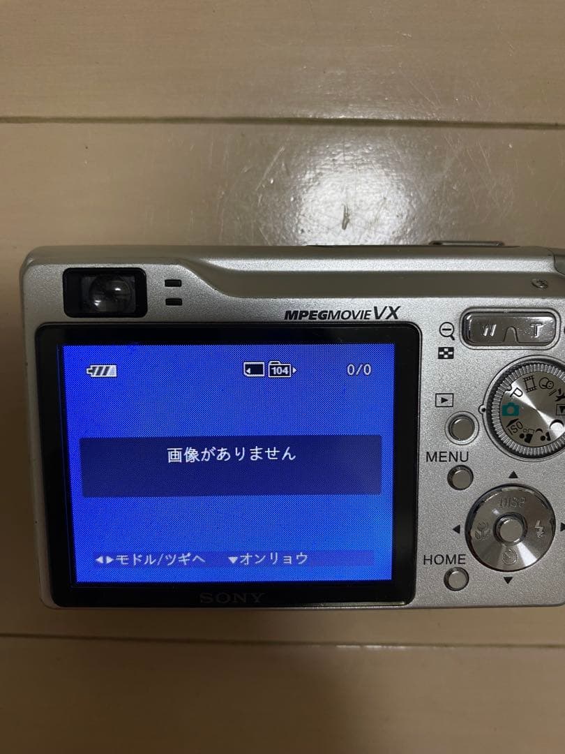 Sony Cyber-shot 7.2MP コンパクトデジタルカメラ