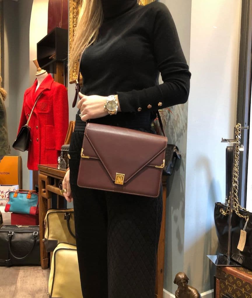 カルティエ マストラ ショルダーバッグ 三角フラップ カード 保存袋