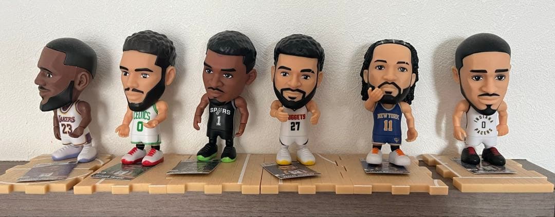 NBA選手フィギュア(まとめ売り) バスケファン注目！NBA選手のフィギュアがランダムで封入された「NBA