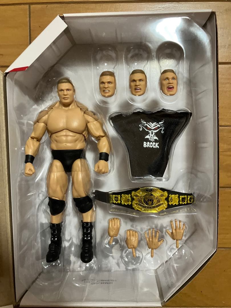 wwe ブロックレスナー アルティメットエディション Amazon.co.jp: ブロック・レスナー (ベルト2本付き) - WWE