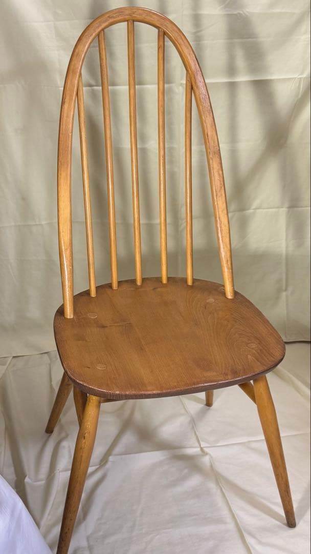 英国アンティーク　アーコールチェア アーコールのシスルバックチェア（カラメル色・ハの字脚・タグ付き