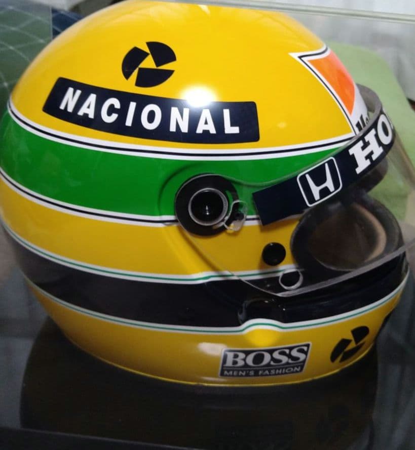 レア】限定250個 BELL アイルトン・セナ 直筆サイン ヘルメット - メルカリ