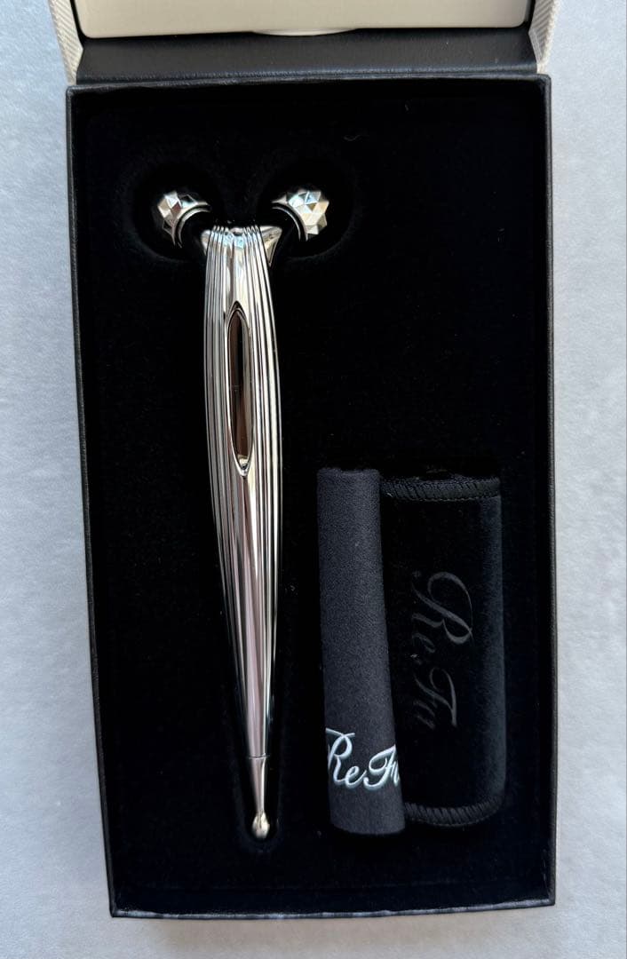 【新品】ReFa リファ エスカラットレイ　美顔ローラー　シルバー 楽天市場】リファエスカラットレイ ReFa S CARAT RAY MTG リファ