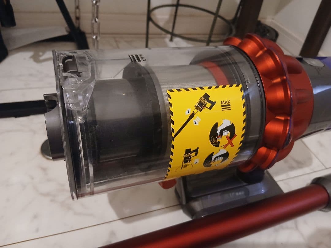 Dyson V10 SV12 レッド フェルト新品交換済み 付属品多数 動作品