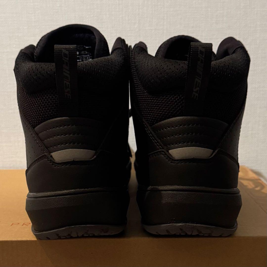 新品 DAINESE SUBURB AIR 27.0cm サイズ41 ダイネーゼ