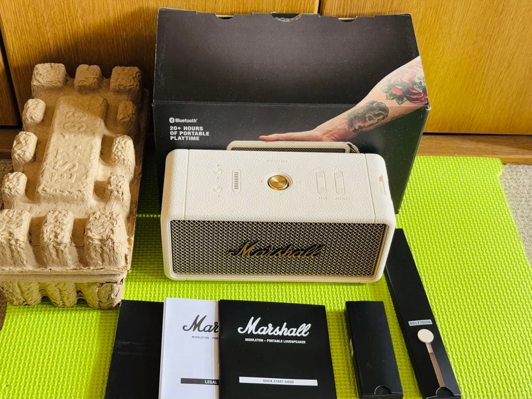 【ほぼ新品】Marshall スピーカー MIDDLETON Amazon.co.jp: Marshall ワイヤレスポータブル防水スピーカー