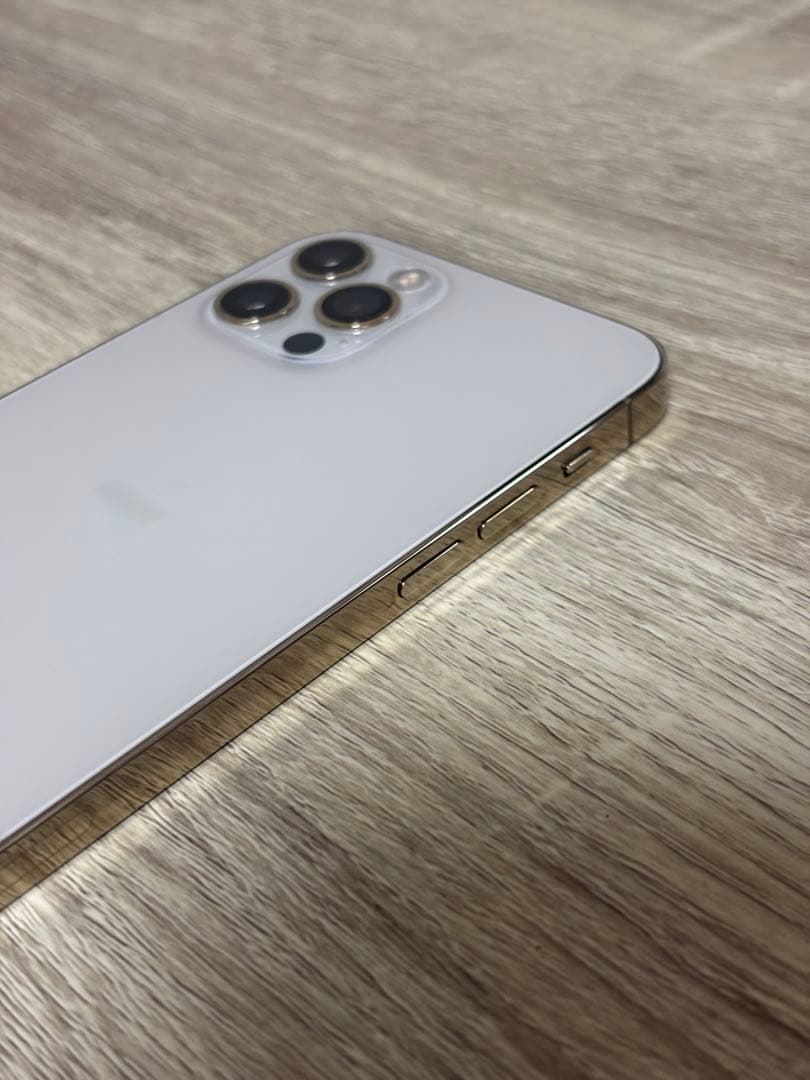 Apple iPhone 12 Pro 256GB シルバー - メルカリ