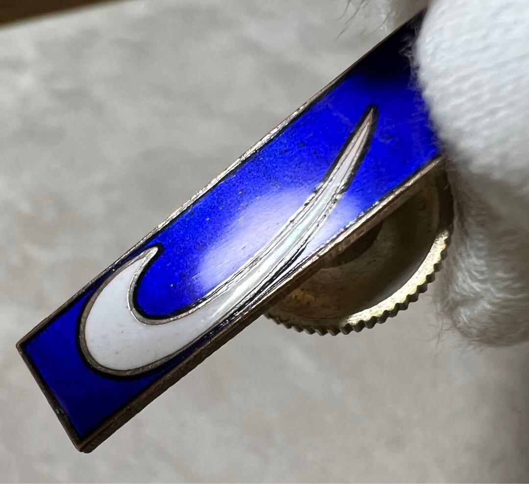 セミアンティークNo.062 ナイキ?の古い社章 セミアンティークNo.062 ナイキ?の古い社章 - メルカリ