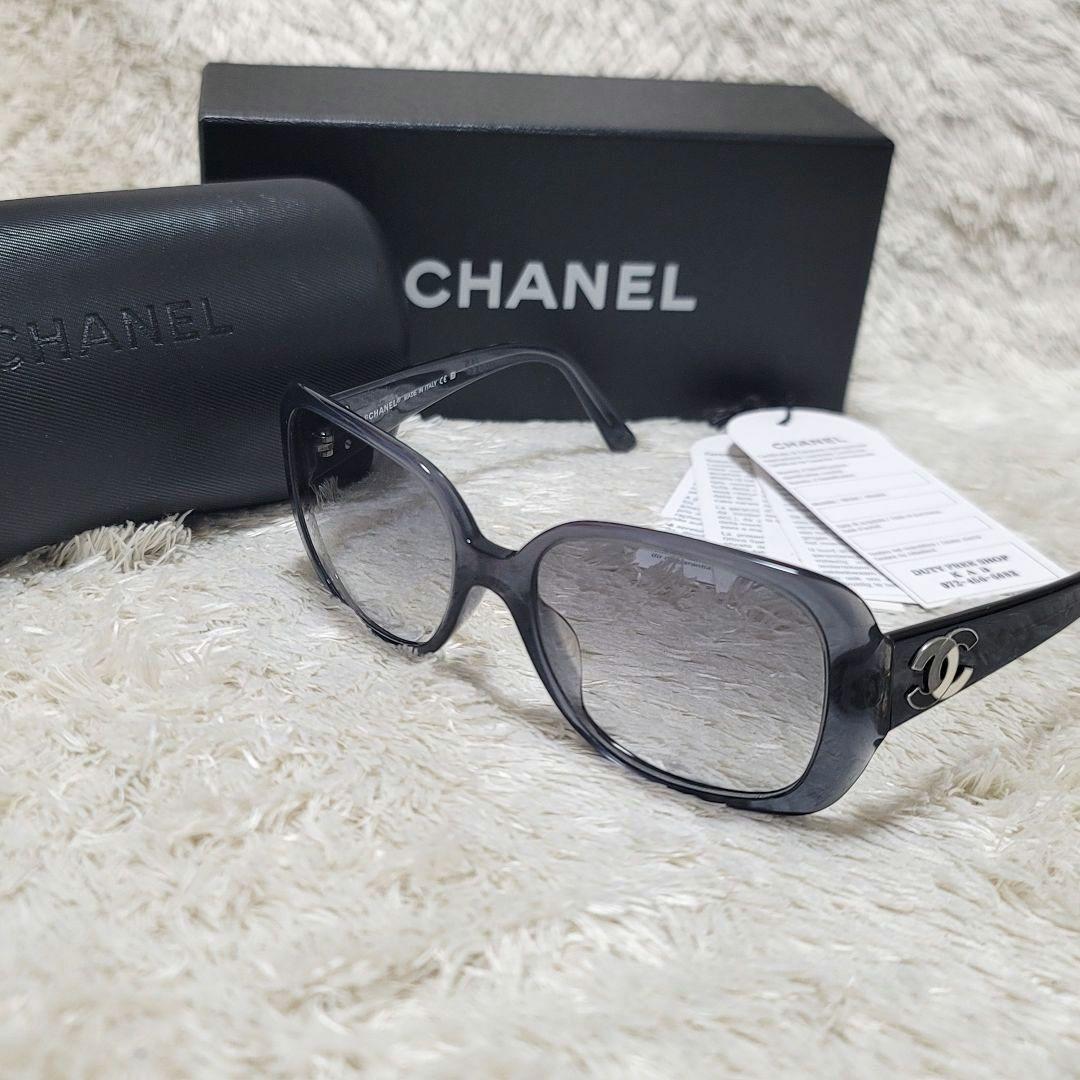 CHANEL シャネル サングラス ココマーク グレー ケース保存袋付き CHANEL シャネル サングラス ココマーク グレー ケース保存袋付き