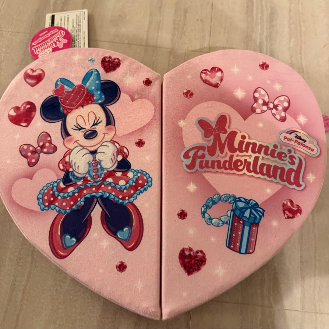 ミニーマウス♡パルパルーザ♡ファンダーランド ハート型 ♡ポータブル