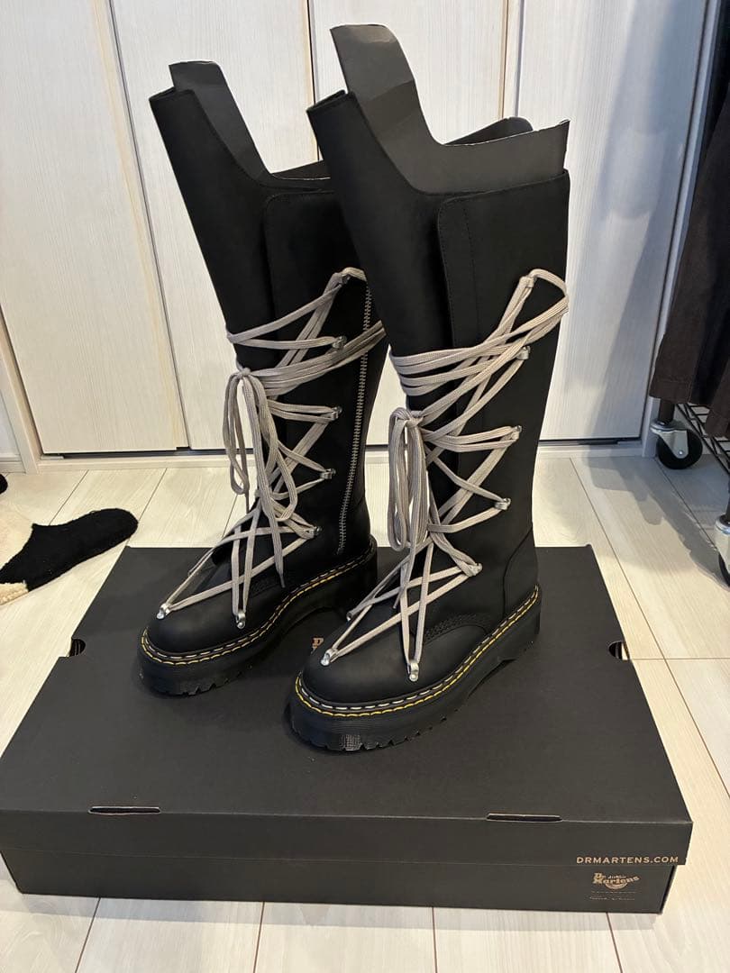 靴 Rick Owens Dr.Martens 1B60 PENTALACEQUAD Rick Owens Dr. Martens x Rick Owens 1B60 Quad-Sole Pentalace