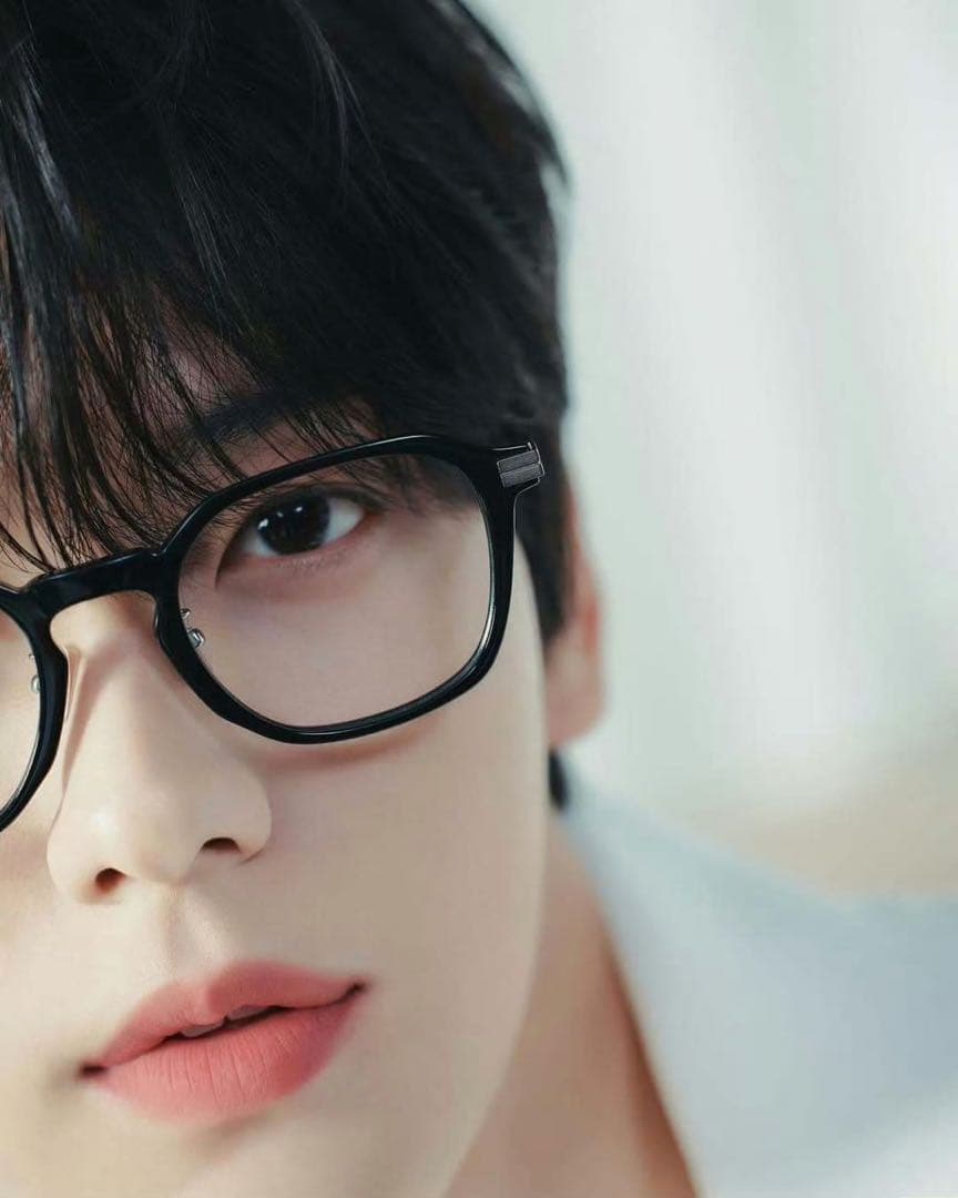 TXT スビン SOOBIN × INTO U 限定コラボセット 箱なし ④ - メルカリ