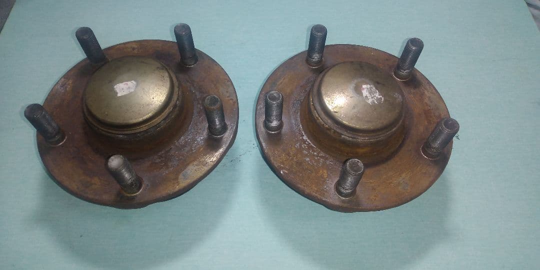 s１３シルビア　１８０ＳＸ系 五穴化に　Ｓ１４シルビアフロントハブ　セット　現状 KSPエンジニアリング GT-1モータースポーツ製 日産シルビアS13 PS13