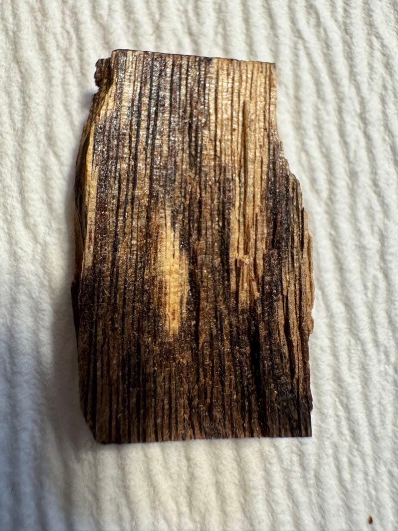 香木 伽羅 「菊清水」2.1g箱入り - メルカリ